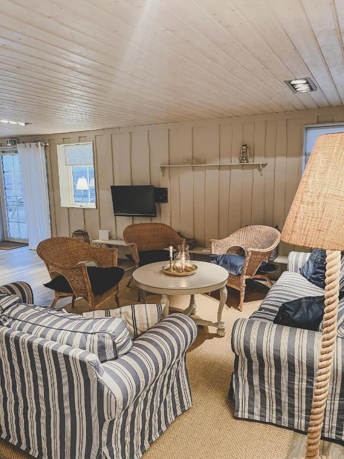 Appartement Havets Magasin à Väjern Extérieur photo